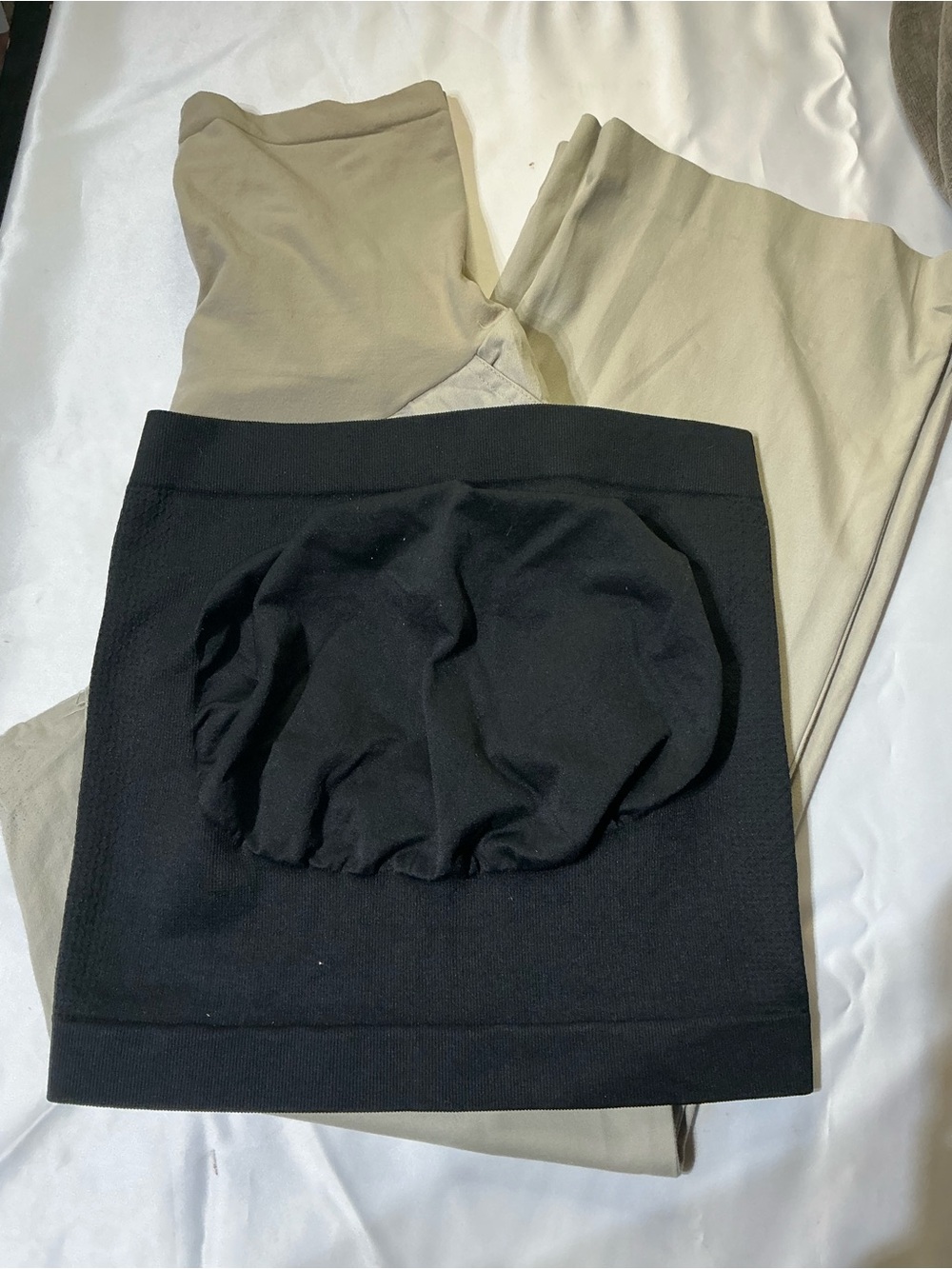 Maternity 2-Piece Bundle Motherhood Maternity  Pants &  Belly Band